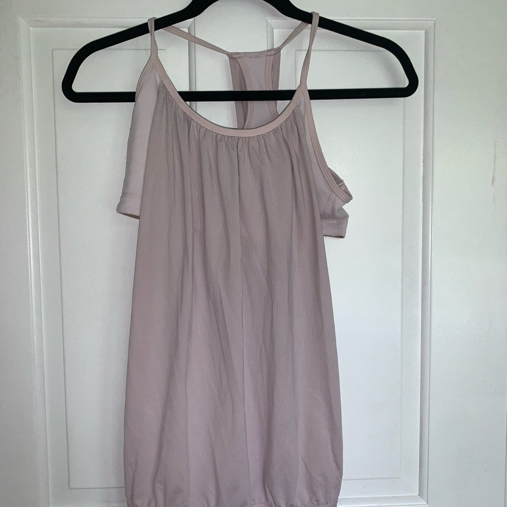 Luluemon tank top / shirt